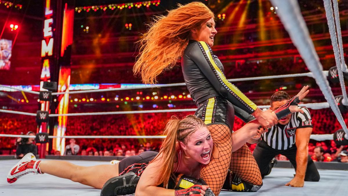 Becky Lynch vs. Chris Jericho on Twitter – TPWW