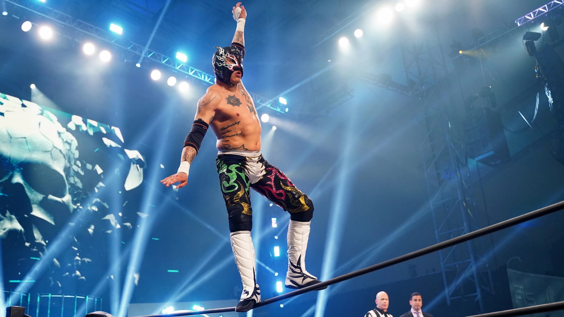 Weekend Roundup: Shotzi & Nox Update, WWE & Hulu, Rey Fenix Injury Update, NWA, Jay White Impact Update, Indies – TPWW