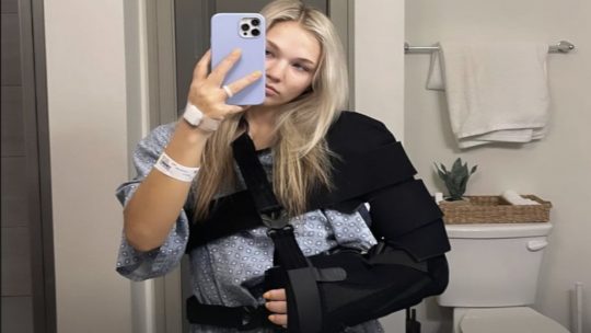 AEW: Julia Hart Underwent Shoulder Surgery, Wendi Richter on Her Interest in Match with Toni Storm for Right Price, More News